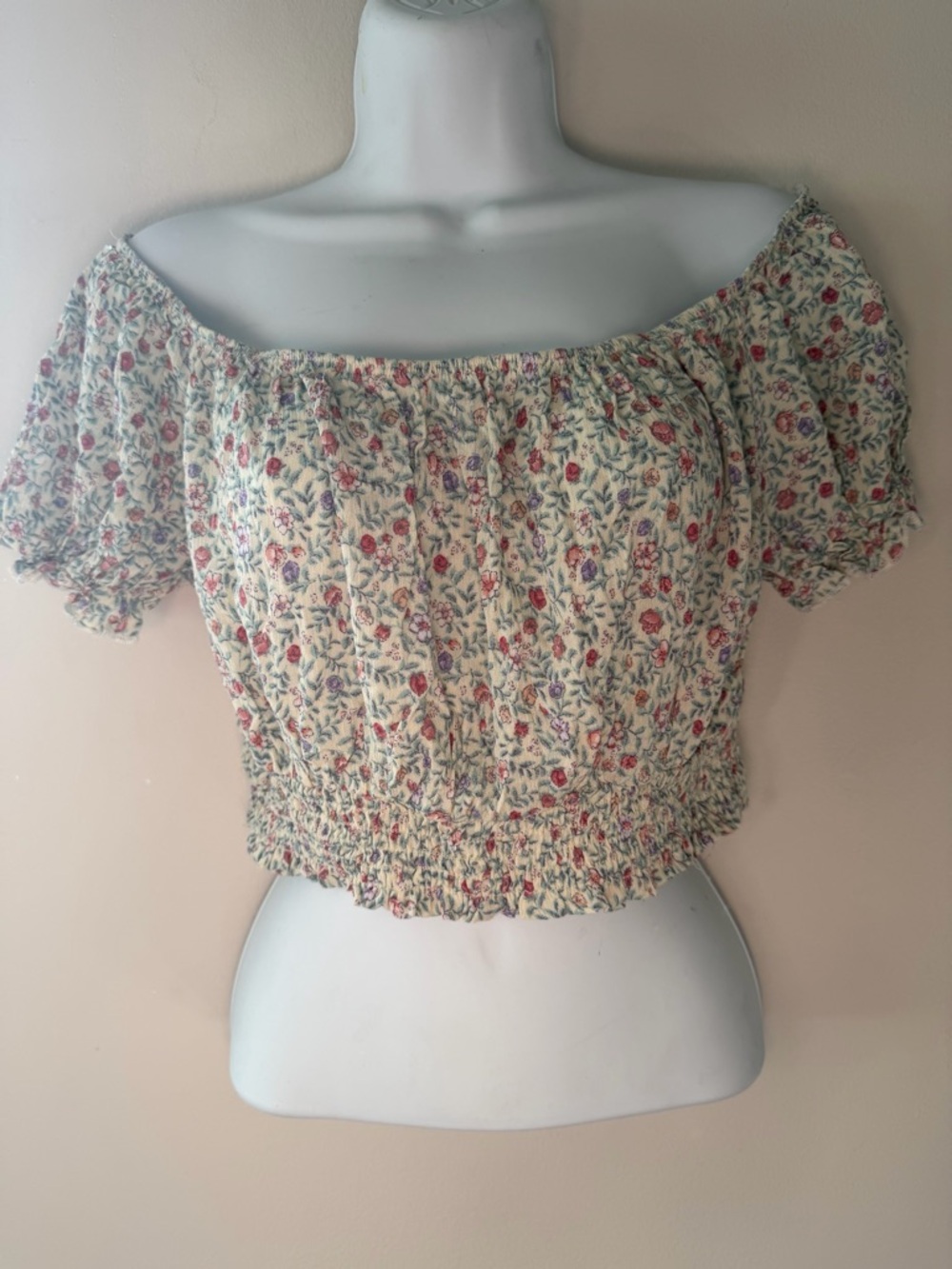 Floral Off-the-Shoulder Smocked Crop Top - Cream